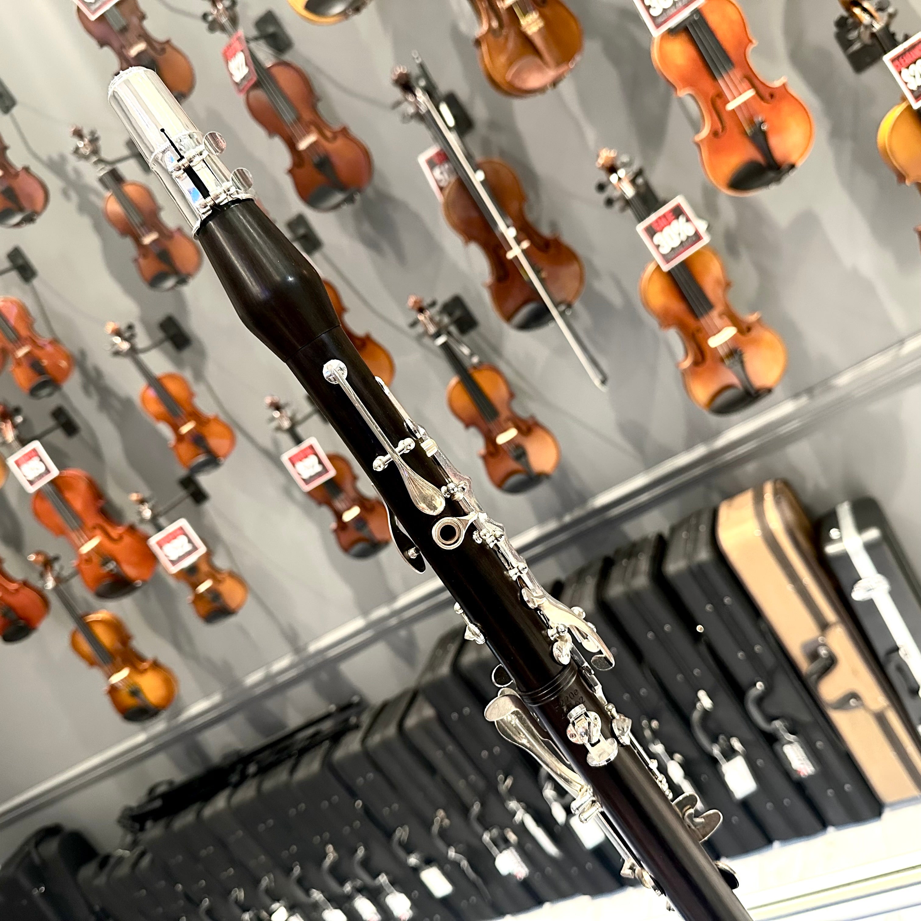 Fugue F220e: Professional Bb Clarinet, Ebony