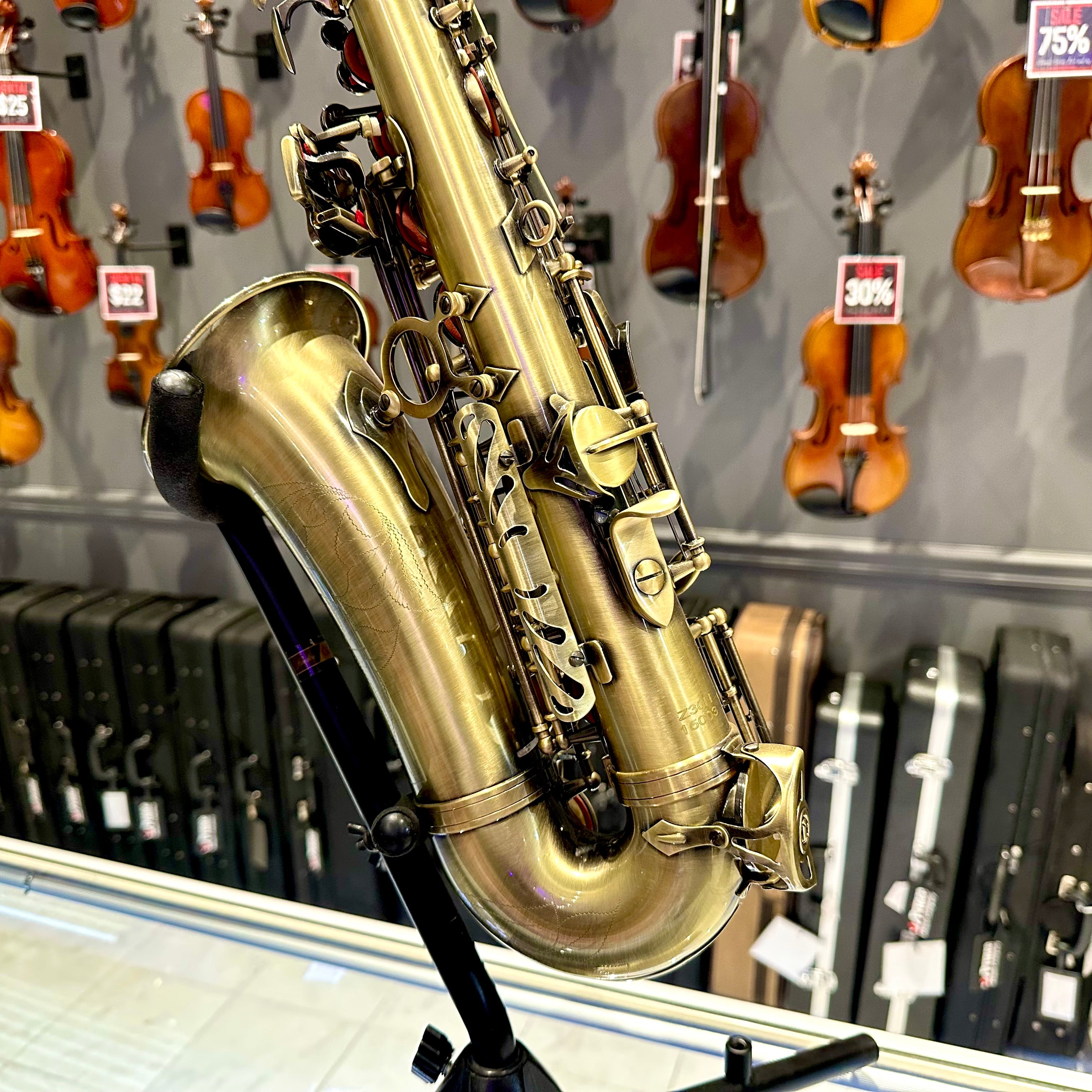 Fugue Custom Z-30ii: Intermediate Alto Saxophone, Glossy Antique