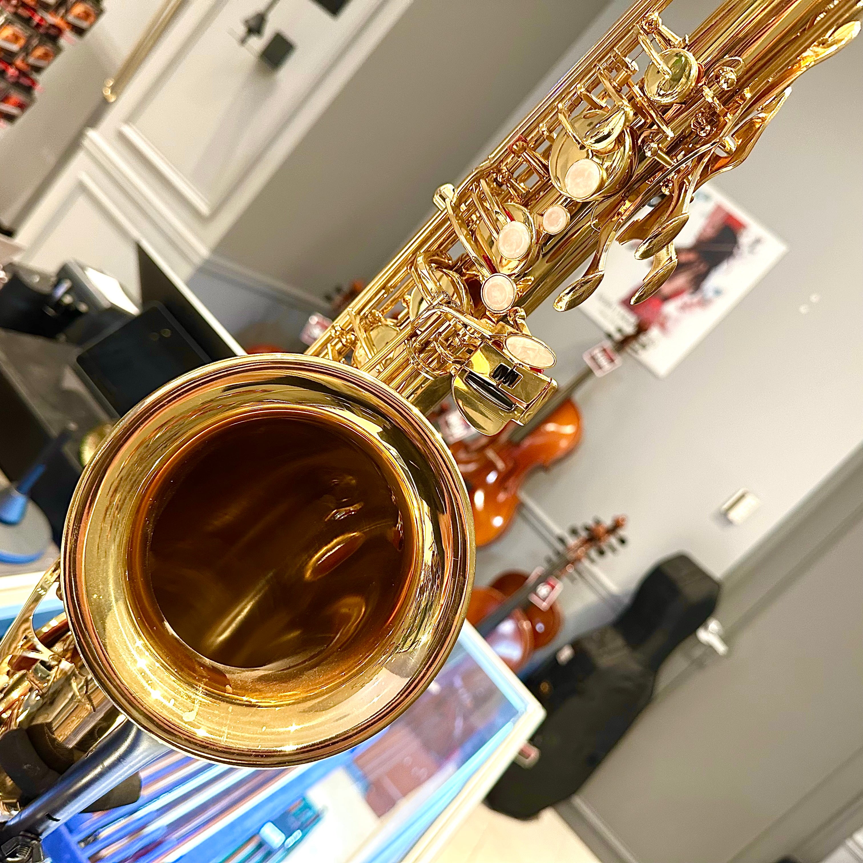 Fugue F85g: Student Tenor Saxophone, Gold Lacquered