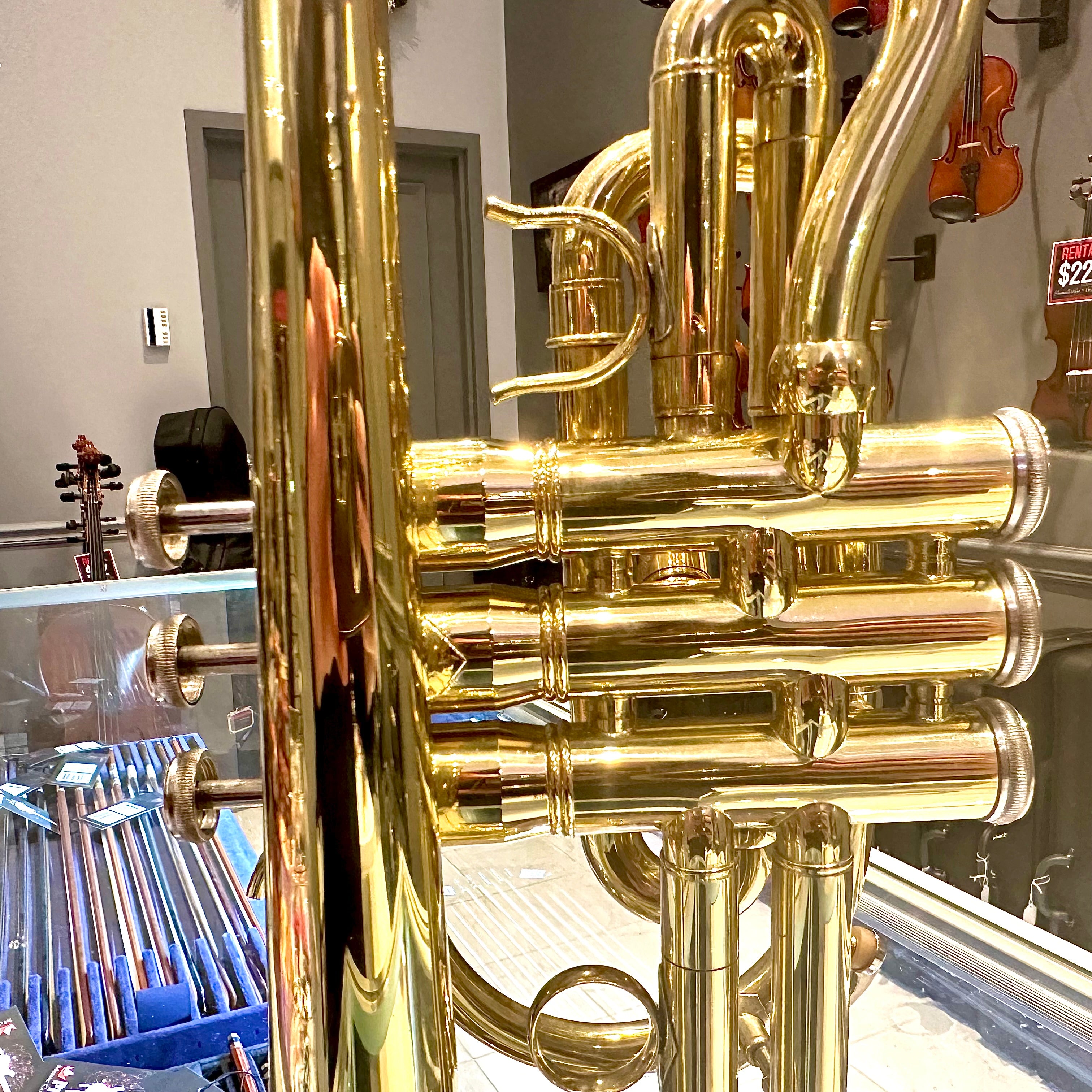 Fugue F440: Student Bb Cornet, Gold