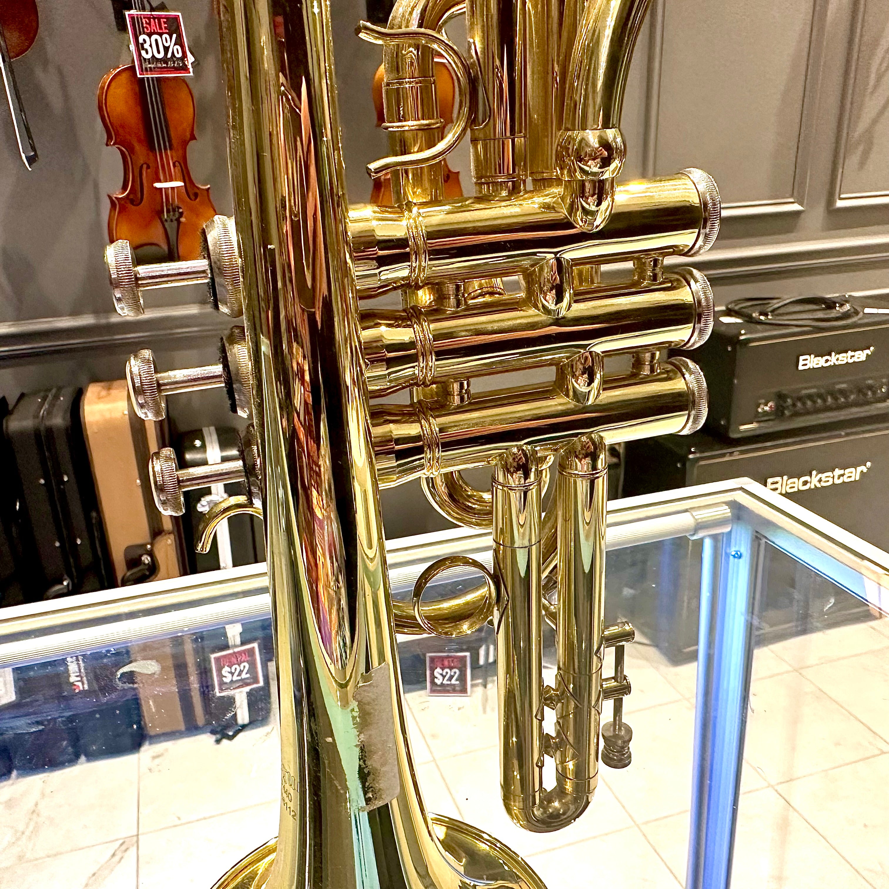 Fugue F440: Student Bb Cornet, Gold