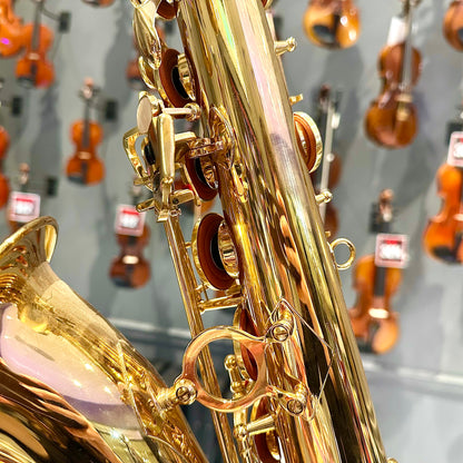 Fugue F85g: Student Tenor Saxophone, Gold Lacquered