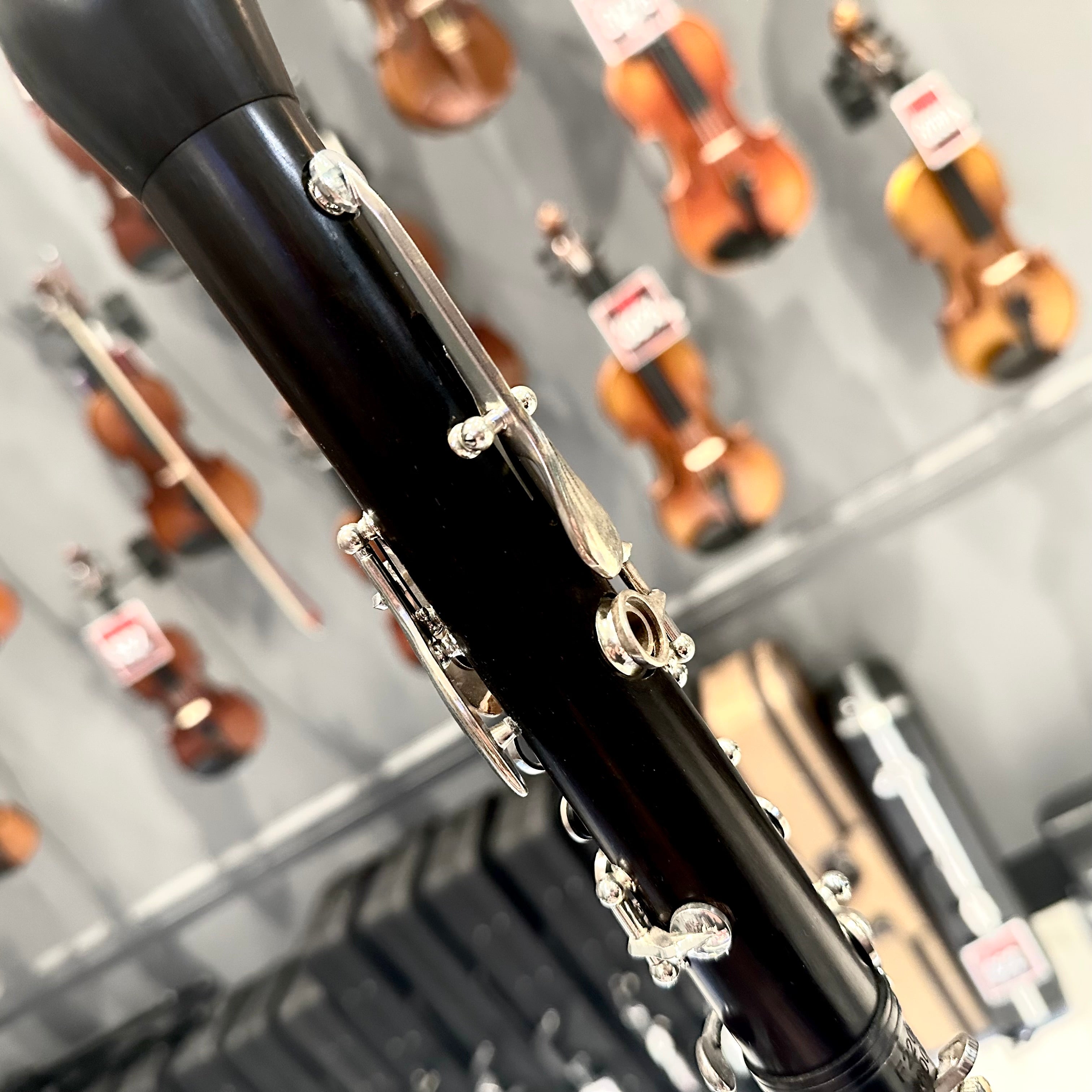 Fugue F220e: Professional Bb Clarinet, Ebony