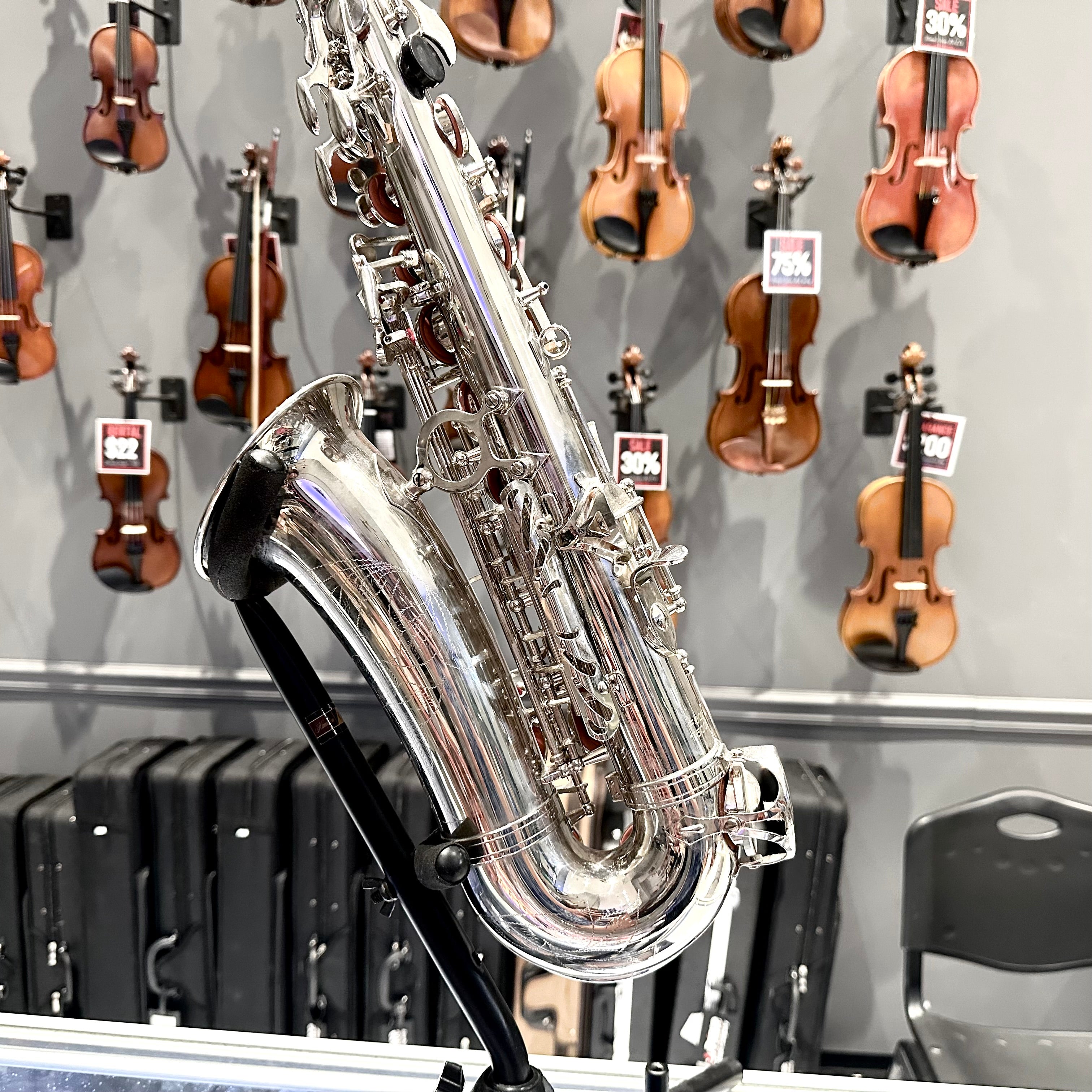 Fugue F80g: Intermediate Alto Saxophone, Nickel Plated