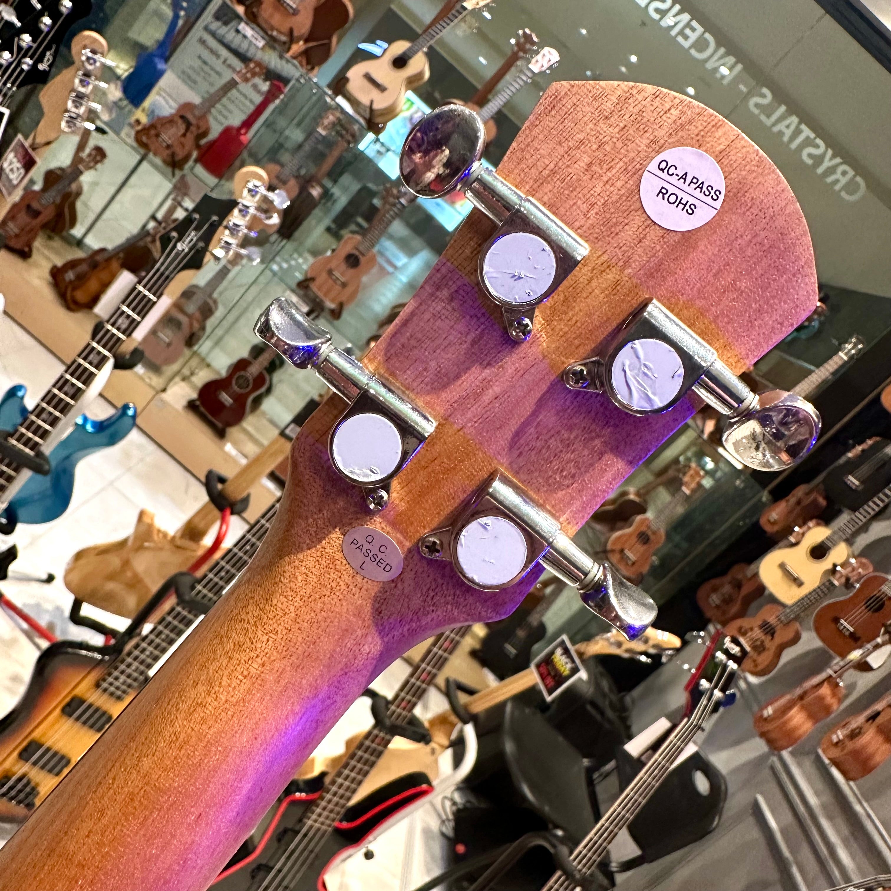 AKUA Aloha: 21" Soprano Ukulele - Hummingbird