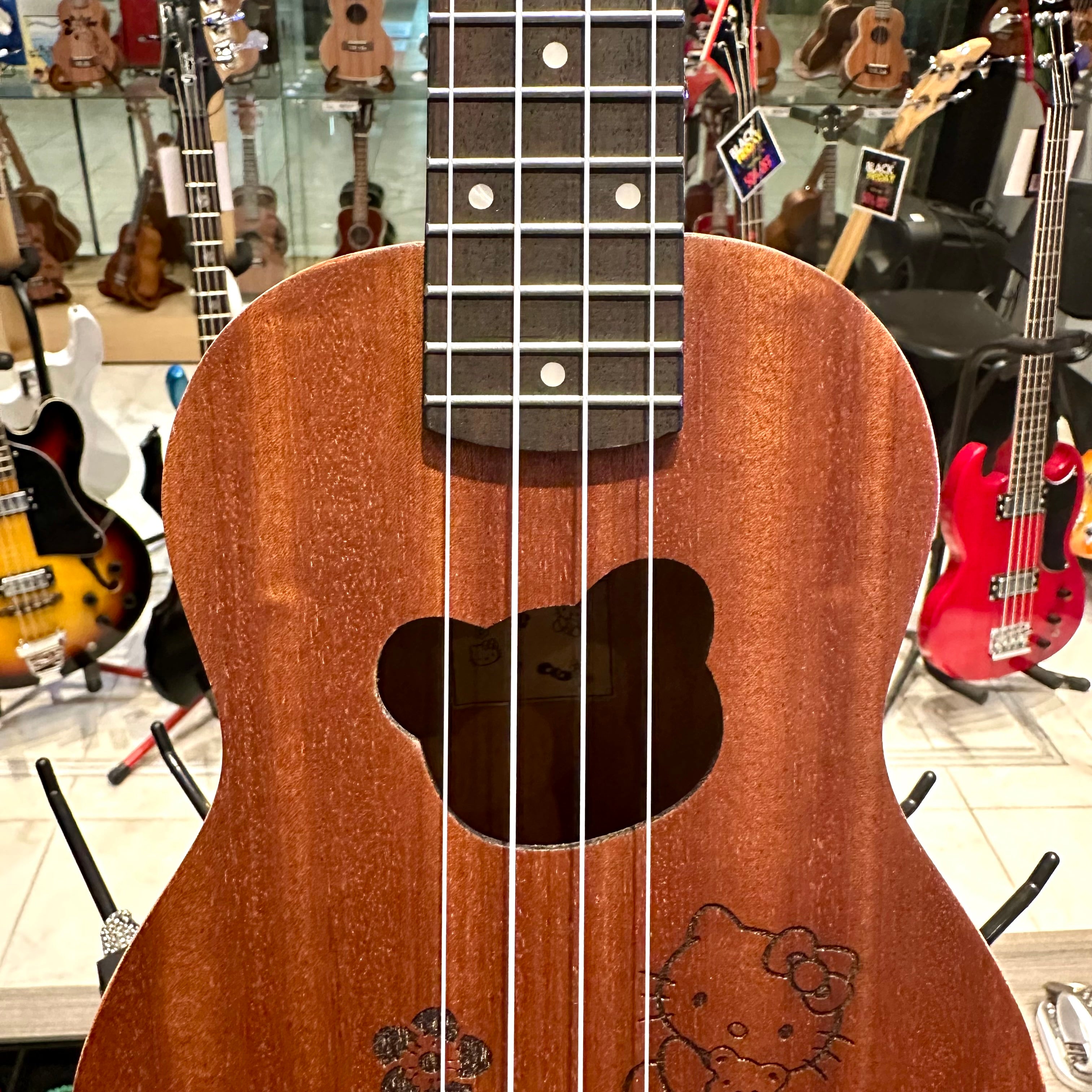 AKUA Aloha: 21" Soprano Ukulele - Hello Kitty