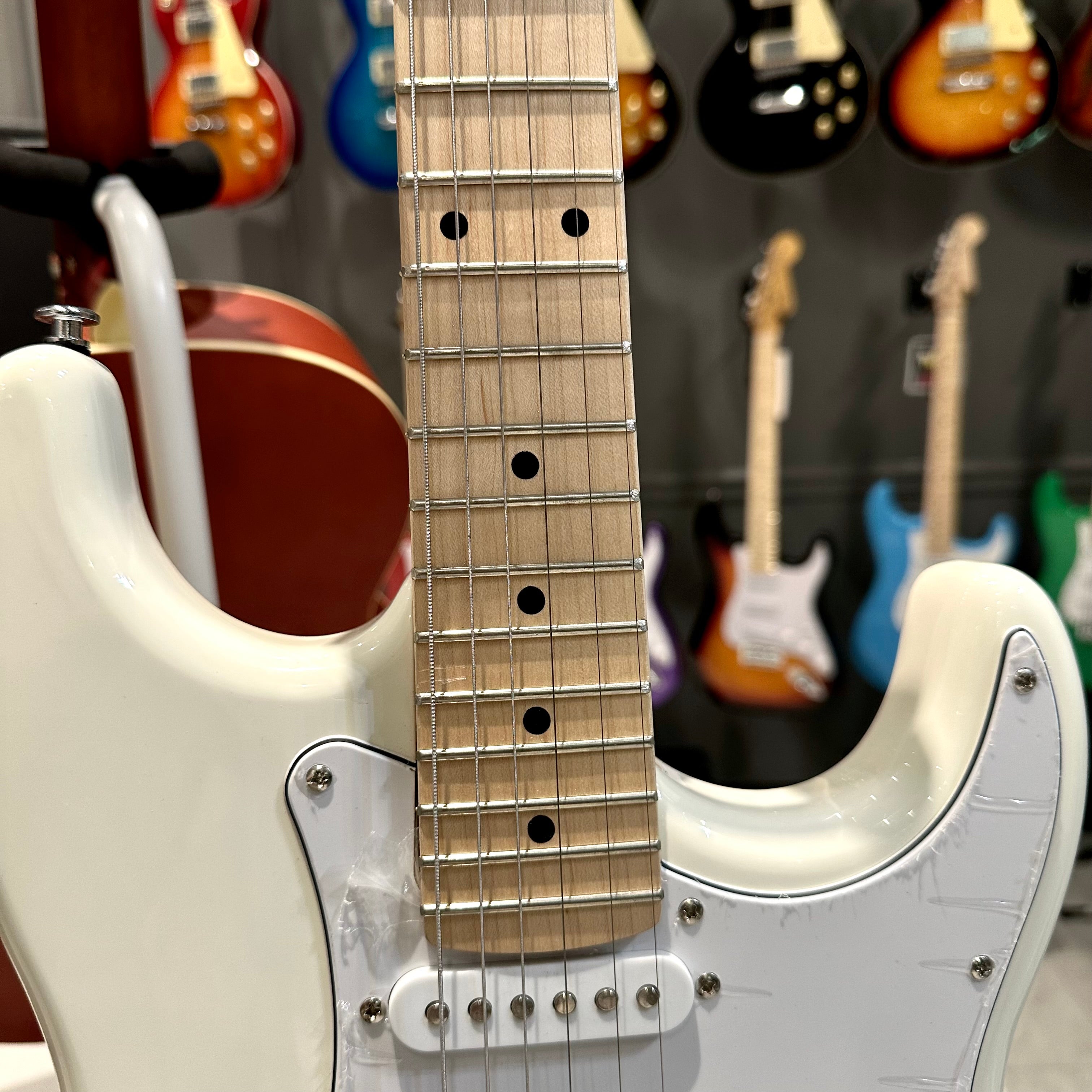 Gephardt Ground Series: 39" Electric Guitar, Maple Neck - White